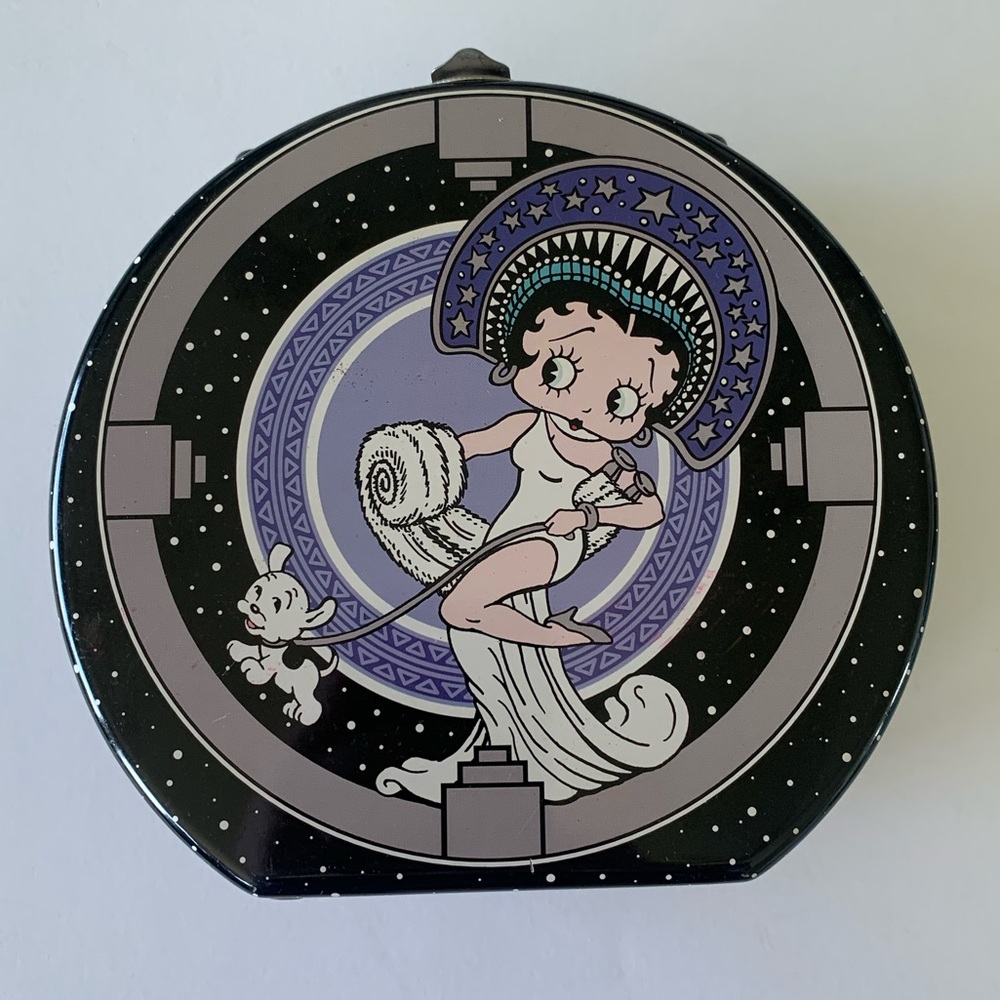 Bettt Boop Art Deco collectible tin
